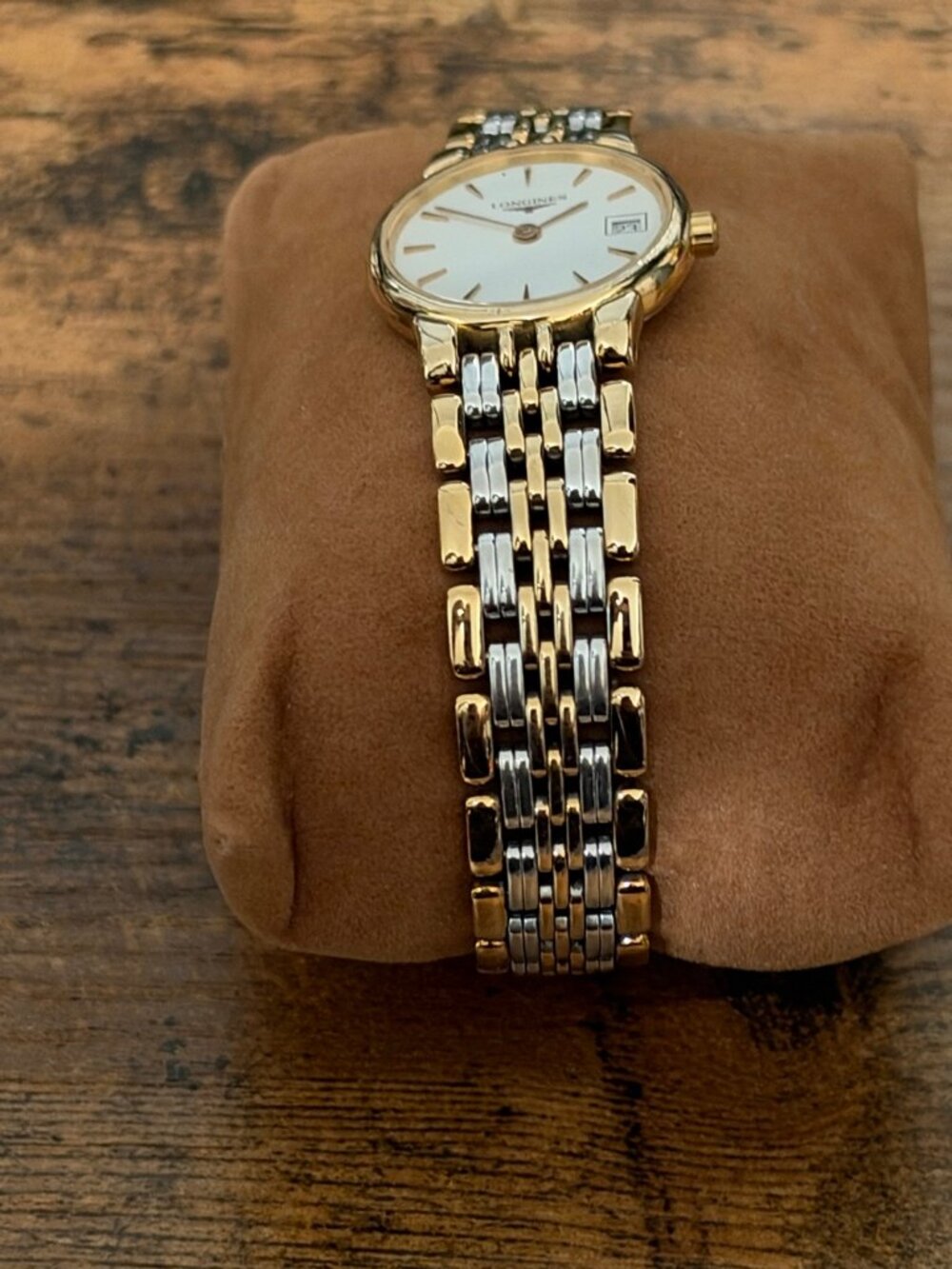 Longines La Grande Classique Women's Two-Tone White Dial Date - 24mm - Picture 2 of 9